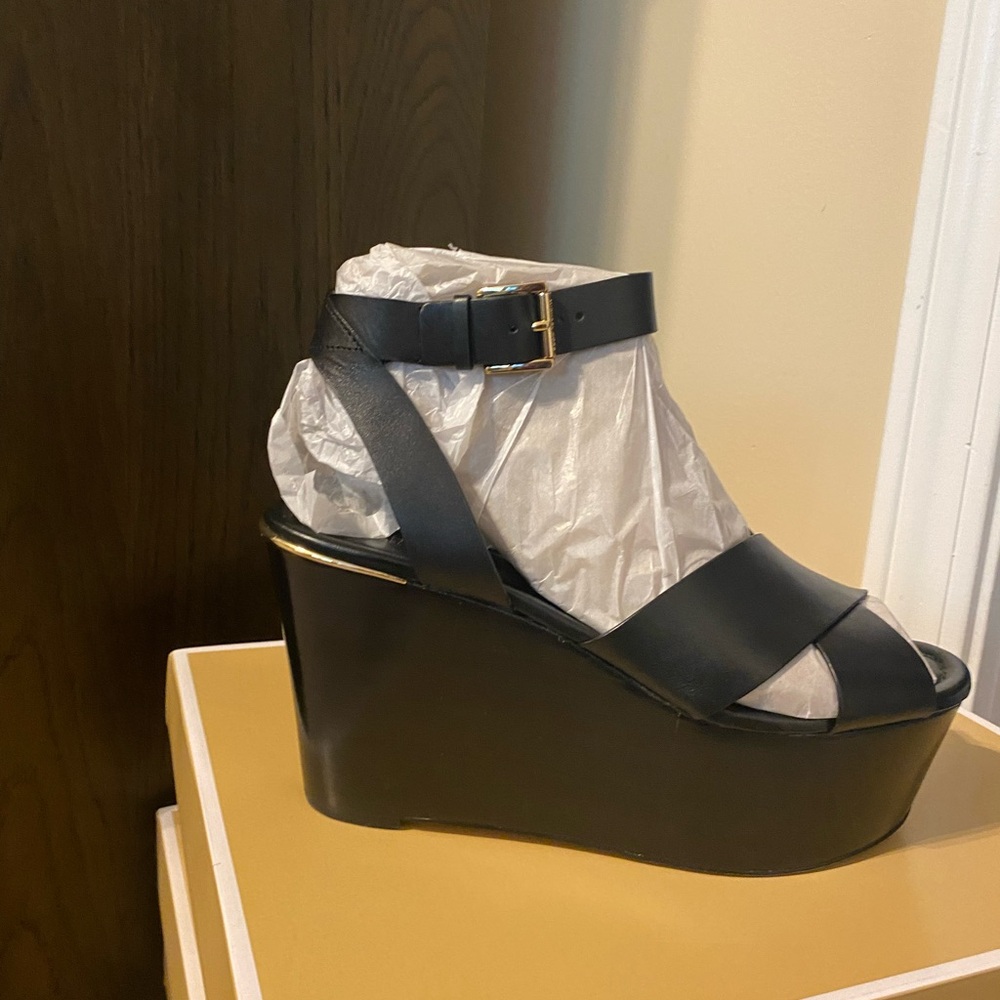 Michael Kors shoe